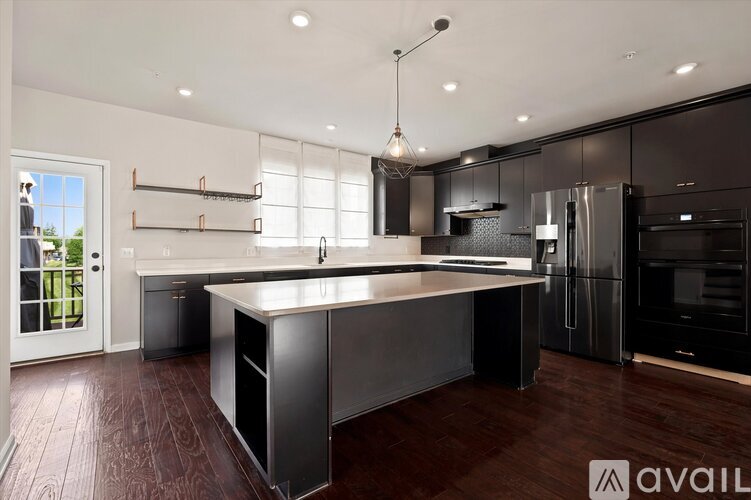 443 Tall Oaks Dr 3 Beds Single Family Home for Rent - Photo gallery 2