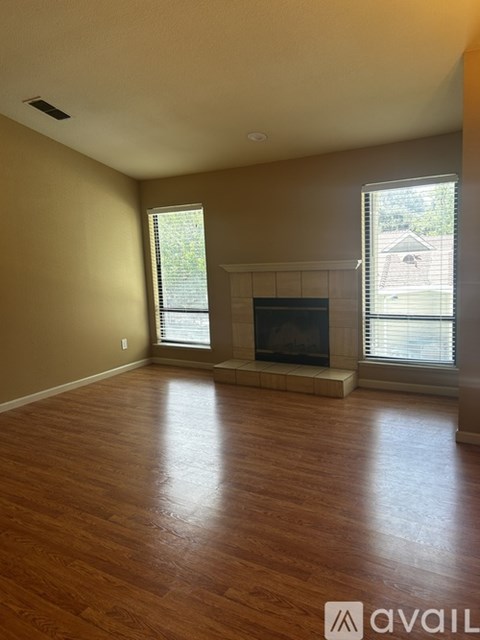 5121 Garfield Avenue 2 Beds Apartment for Rent