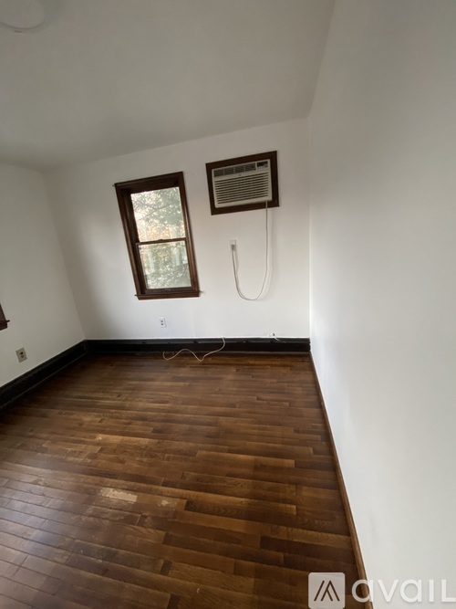 104 N Forest Ave 2 Beds Apartment for Rent - Photo gallery 2