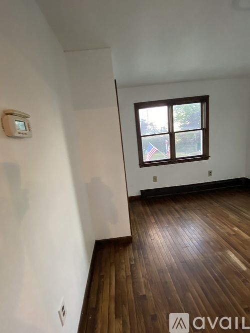 104 N Forest Ave 2 Beds Apartment for Rent - Photo gallery 3