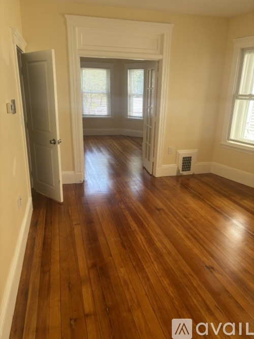 901 Saratoga Street 3 Beds Apartment for Rent - Photo gallery 4