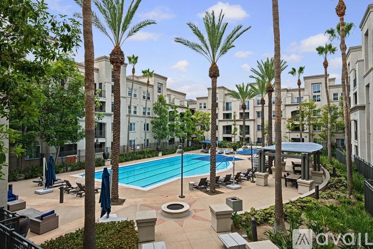 Scholarship 2 Beds Condo for Rent - Photo gallery 1