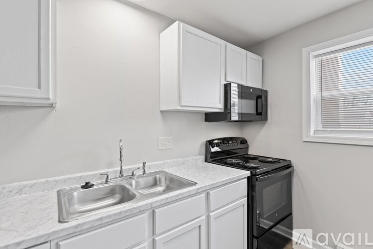 4200 N Arlington Ave 2 Beds Apartment for Rent - Photo gallery 3