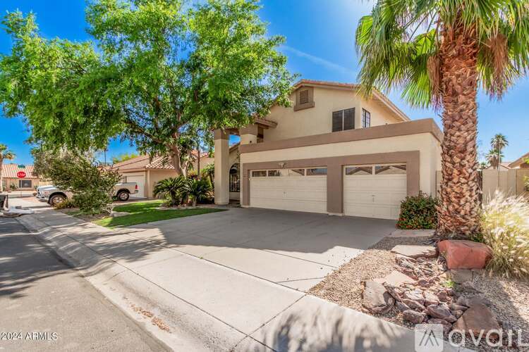3706 N Wintergreen Way 5 Beds Single Family Home for Rent - Photo gallery 2
