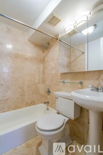 68 Clinton St 2 Beds Apartment for Rent - Photo gallery 4