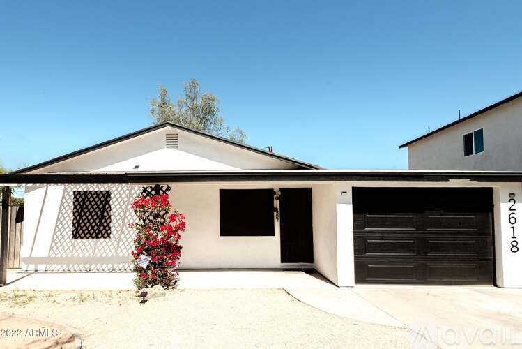 2618 E Harvard St 2 Beds Single Family Home for Rent - Photo gallery 1