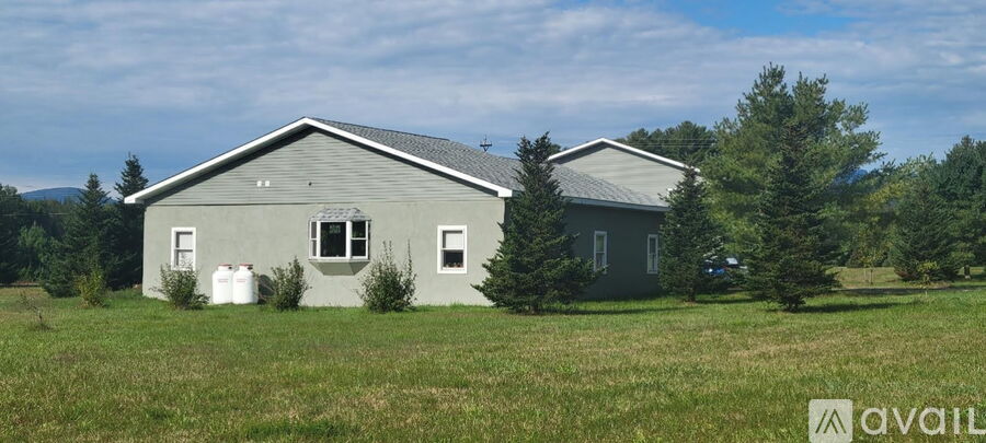 55 Lawrence Road 2 Beds Single Family Home for Rent - Photo gallery 1