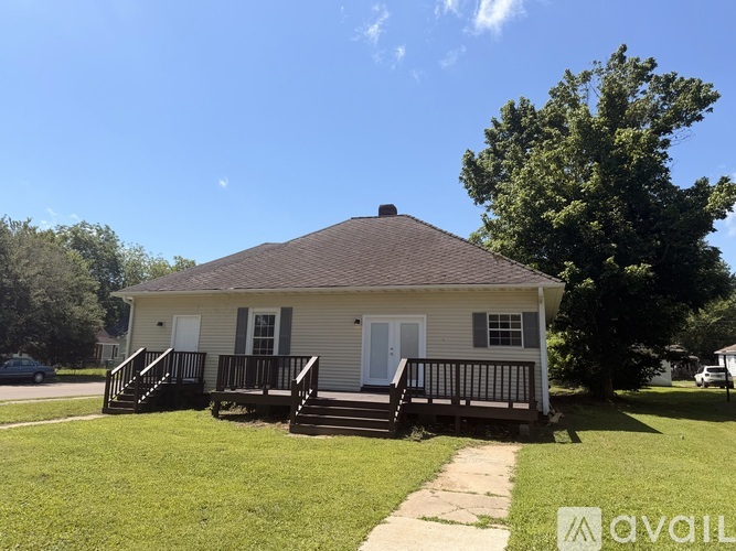 1 C St 4 Beds Single Family Home for Rent - Photo gallery 1