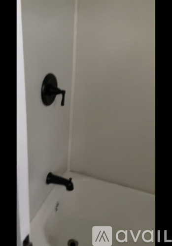 1 C St 4 Beds Single Family Home for Rent - Photo gallery 2