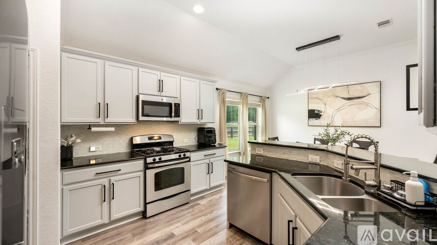 3200 Pencil Cholla 3 Beds Single Family Home for Rent - Photo gallery 4