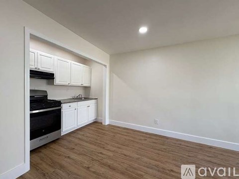 21 Willoughby St Studio Apartment for Rent
