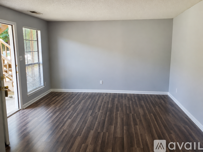 137 Angela Dr 2 Beds Apartment for Rent - Photo gallery 3