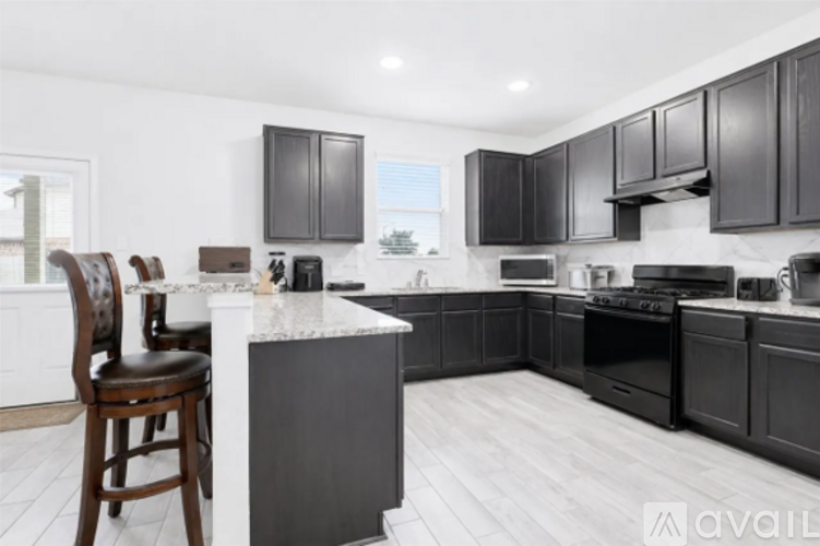 128 Shining Pt Dr 3 Beds Single Family Home for Rent - Photo gallery 4
