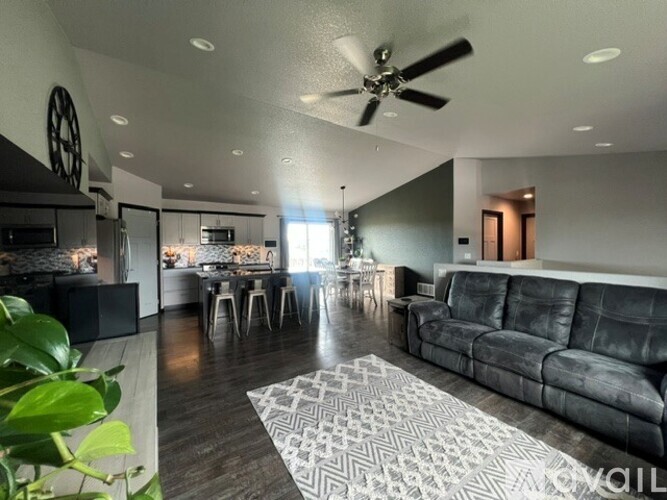 605 Ballista Blvd 4 Beds Single Family Home for Rent - Photo gallery 5