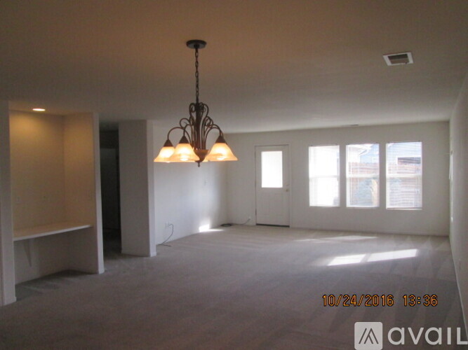 1433 Honey Locust Ave 3 Beds Single Family Home for Rent - Photo gallery 2