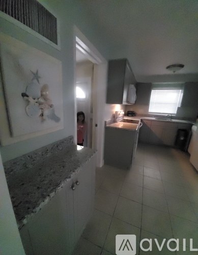 5765 Winkler Road 2 Beds Apartment for Rent