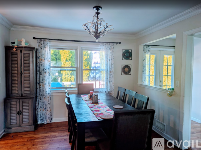 122 Village Circle West 3 Beds Single Family Home for Rent - Photo gallery 4