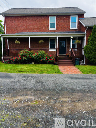 860 Windsor Avenue 2 Beds Apartment for Rent - Photo gallery 1
