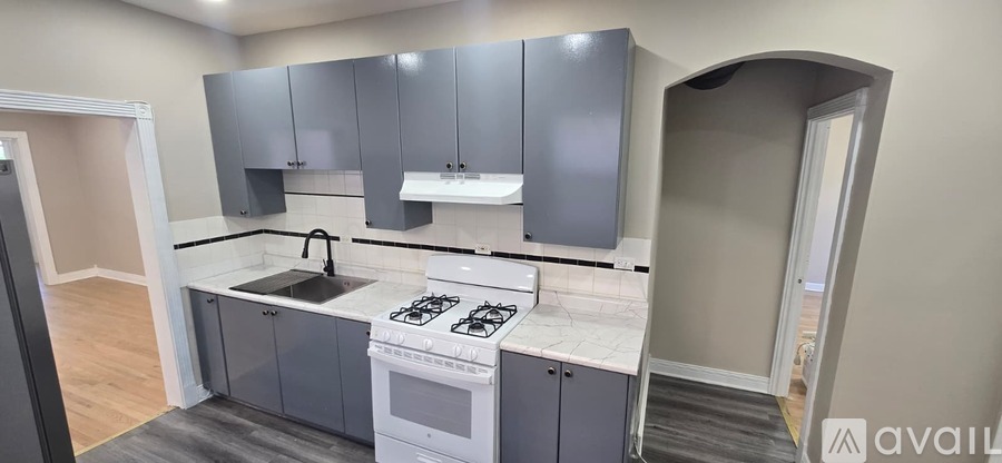 5336 W Foster Ave 3 Beds Apartment for Rent - Photo gallery 4