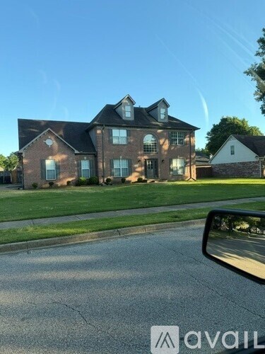 135 Cottonwood Drive 4 Beds Apartment for Rent