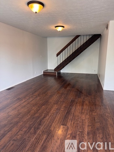 605 Tollis Parkway 3 Beds Single Family Home for Rent - Photo gallery 2