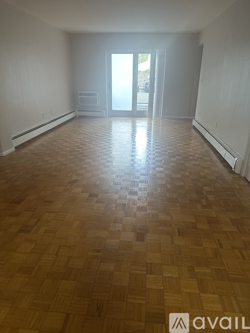 147 Main St 1 Apartment for Rent - Photo gallery 2