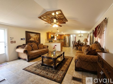 156 Mae St 2 Beds Apartment for Rent