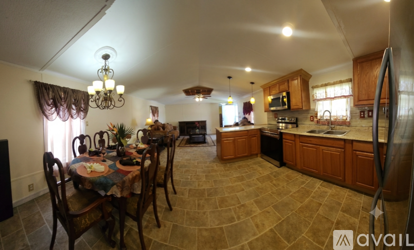 156 Mae St 2 Beds Single Family Home for Rent - Photo gallery 3