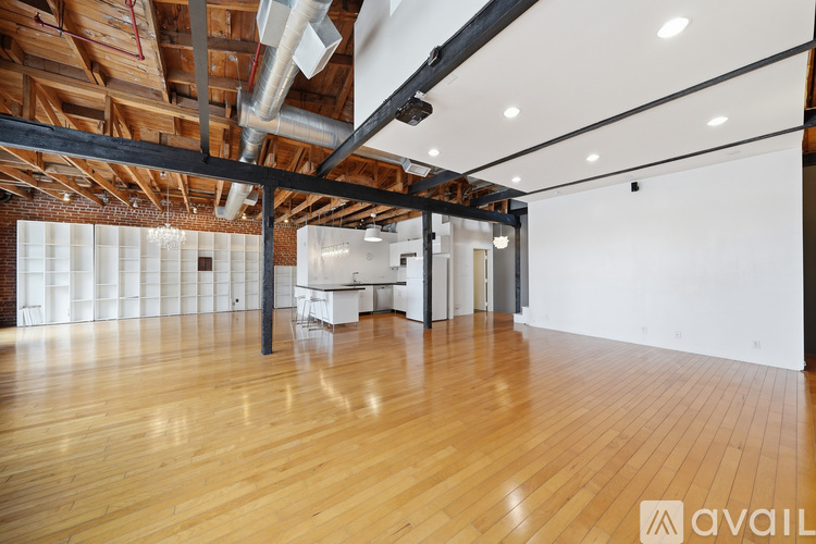 500 Molino St 1 Apartment for Rent - Photo gallery 2
