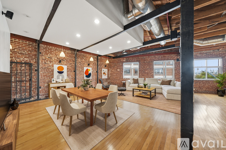 500 Molino St 1 Apartment for Rent - Photo gallery 4