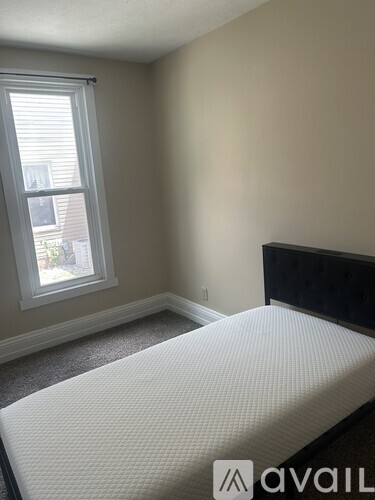 2144 West 5th Street 4 Beds Apartment for Rent - Photo gallery 3