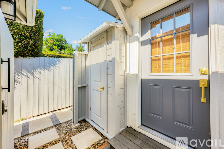 2100 Rose Villa Street 1 Single Family Home for Rent - Photo gallery 2