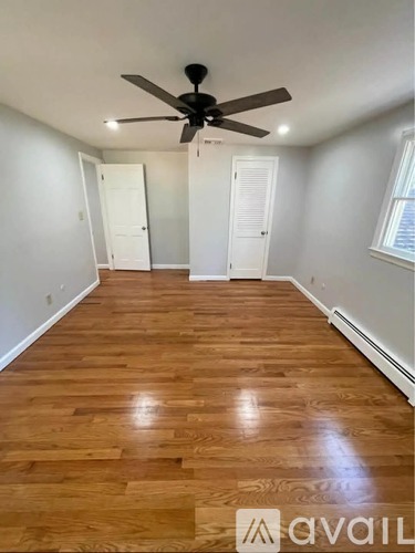 3 Victoria Dr 5 Beds Single Family Home for Rent - Photo gallery 5