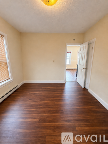 37 Bowers Street 3 Beds Apartment for Rent - Photo gallery 4