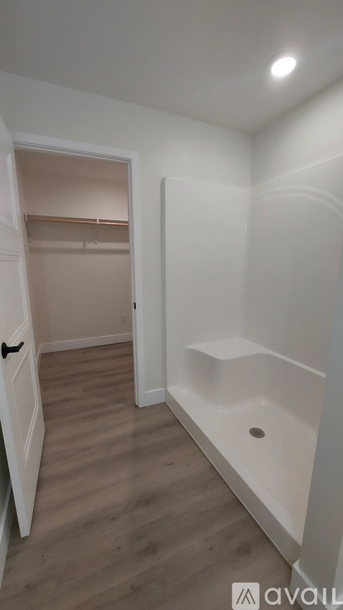 512 Eagle St 3 Beds Townhouse for Rent - Photo gallery 4
