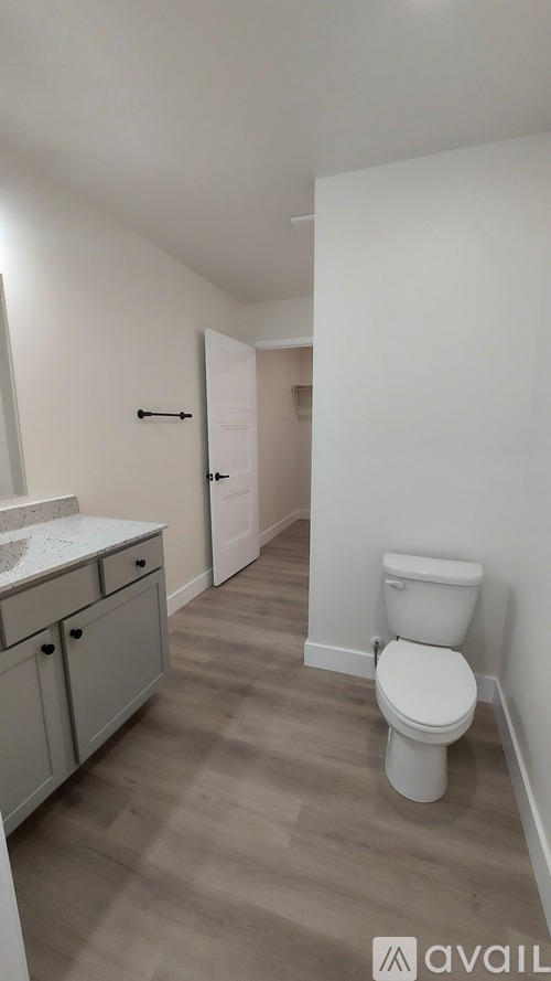 512 Eagle St 3 Beds Townhouse for Rent - Photo gallery 5
