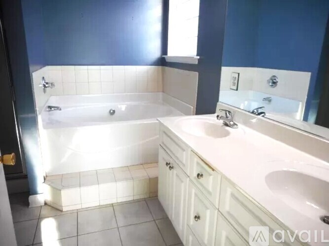 1110 Windwood Street 4 Beds Single Family Home for Rent - Photo gallery 5