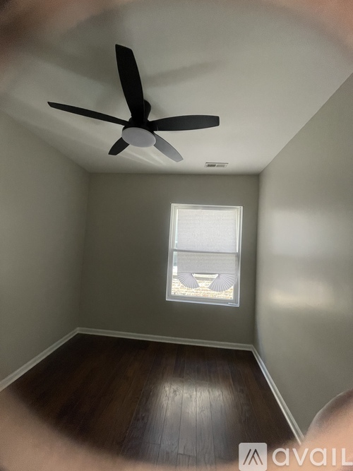 7938 S Loomis Blvd 4 Beds Single Family Home for Rent - Photo gallery 2