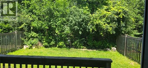 249 BUSSEL Crescent 3 Beds Apartment for Rent