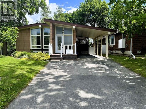 275 ST ANNE's CRESCENT 3 Beds Apartment for Rent