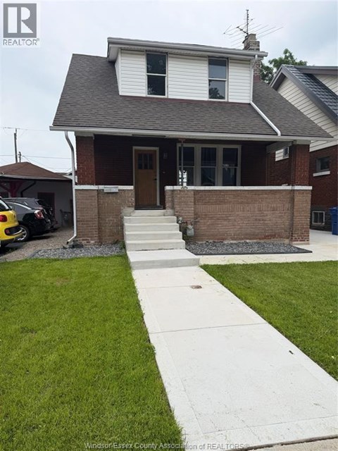 1504 ELSMERE 3 Beds Apartment for Rent