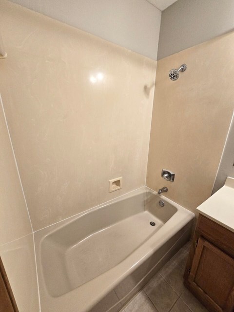 106 Rue Chartres 2 Beds Apartment for Rent