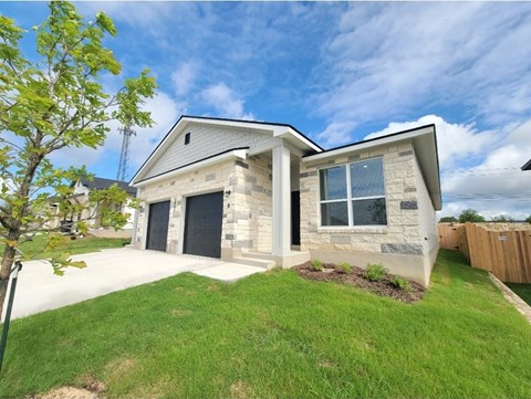 3807 American Elm Drive 3 Beds Apartment for Rent