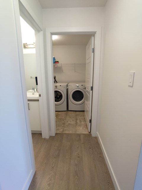 Main, 16631 18 Avenue Southwest 3 Beds Apartment for Rent