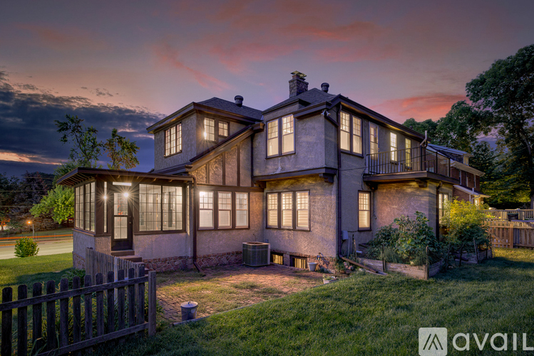 5507 Dodge Street 4 Beds Single Family Home for Rent - Photo gallery 2