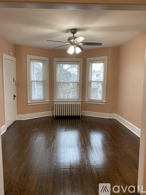 143 Benson Street 3 Beds Apartment for Rent - Photo gallery 1