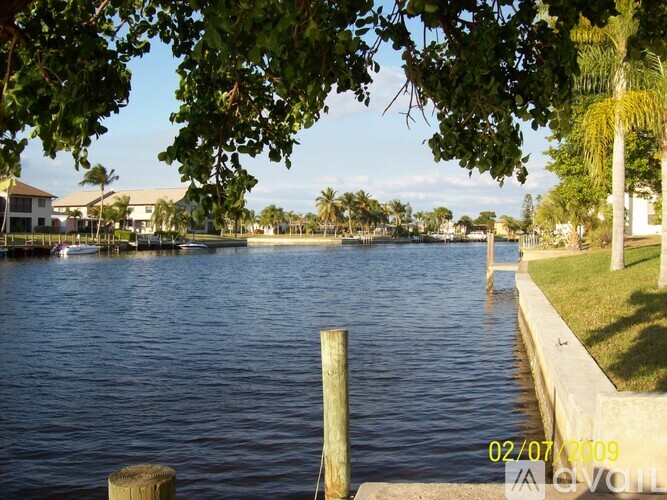 4520 Southeast 5th Place 2 Beds Apartment for Rent - Photo gallery 4