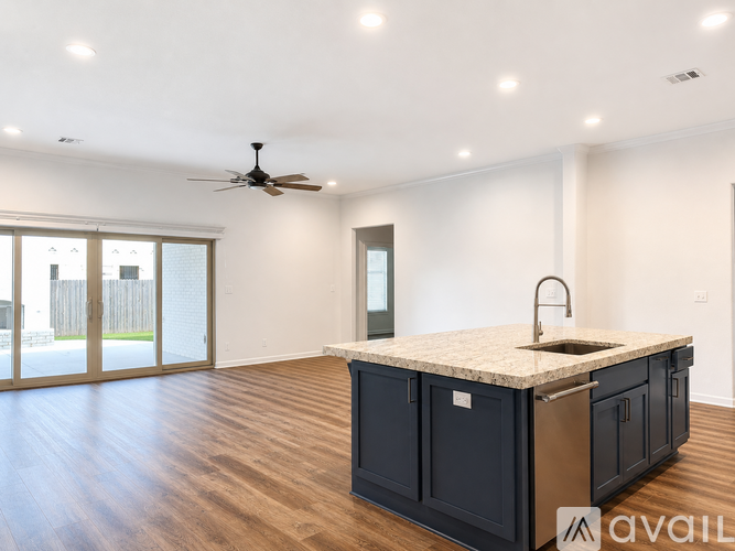 12513 South 75th East Avenue 4 Beds Single Family Home for Rent - Photo gallery 3
