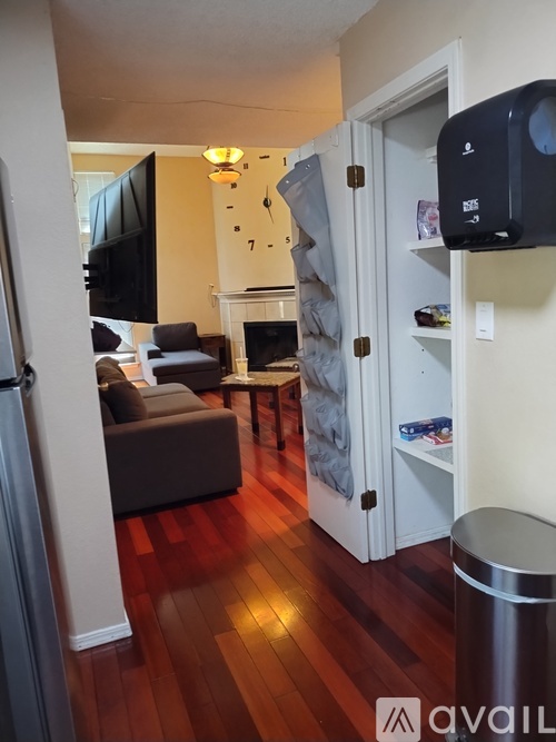 6737 South Peoria Avenue 2 Beds Condo for Rent - Photo gallery 5