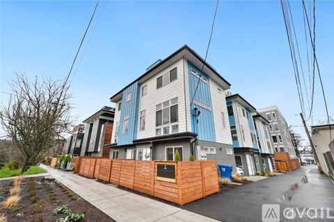 1147A NW 56Th Street 3 Beds Apartment for Rent